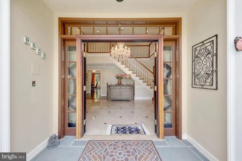 9809 Hall Rd, Potomac, MD 20854 photo 5
