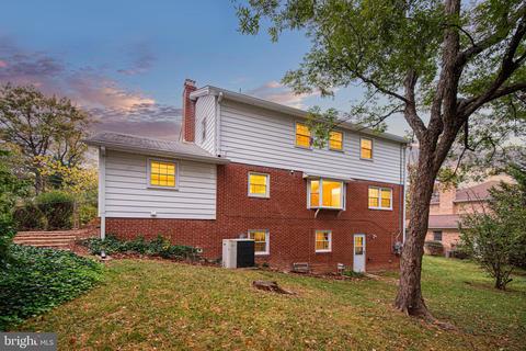 2007 Gatewood Pl, Silver Spring, MD 20903 photo 2