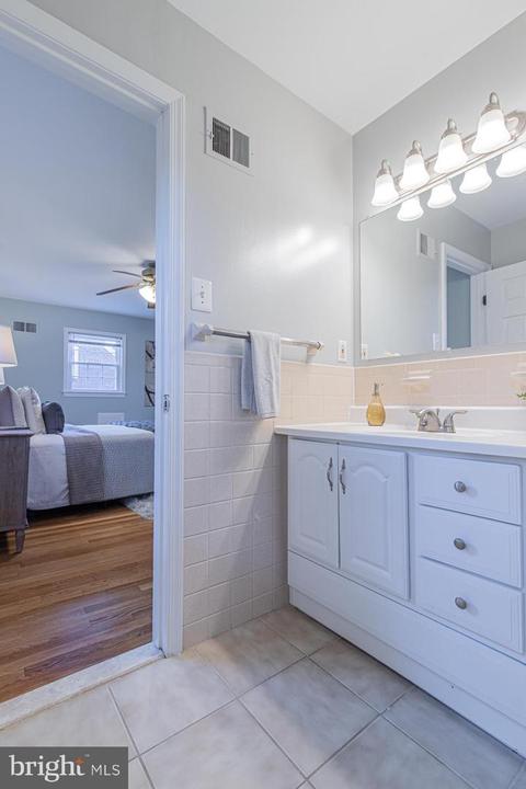 2007 Gatewood Pl, Silver Spring, MD 20903 photo 25