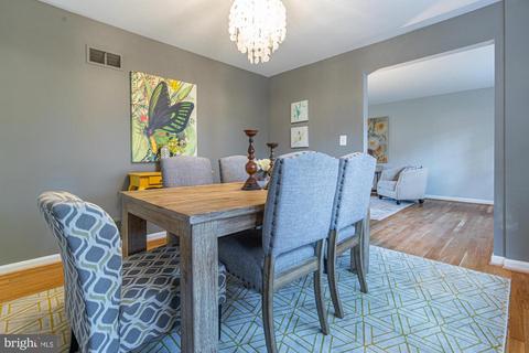 2007 Gatewood Pl, Silver Spring, MD 20903 photo 8