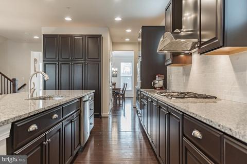 1207 Autumn Brook Ave, Silver Spring, MD 20906 photo 10