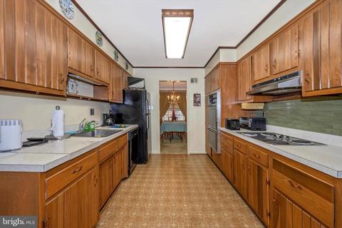 13328 Locksley Ln, Silver Spring, MD 20904 photo 12