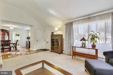 311 Burnt Mills Ave, Silver Spring, MD 20901 photo 6