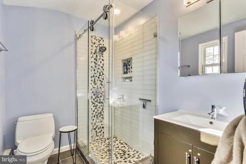311 Burnt Mills Ave, Silver Spring, MD 20901 photo 17