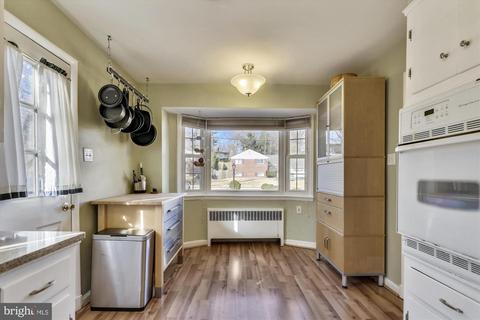 311 Burnt Mills Ave, Silver Spring, MD 20901 photo 12