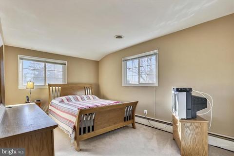 311 Burnt Mills Ave, Silver Spring, MD 20901 photo 18