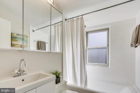 405 Lexington Dr, Silver Spring, MD 20901 photo 25