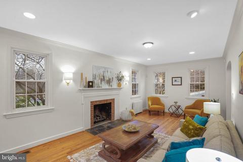1601 Grace Church Rd, Silver Spring, MD 20910 photo 6