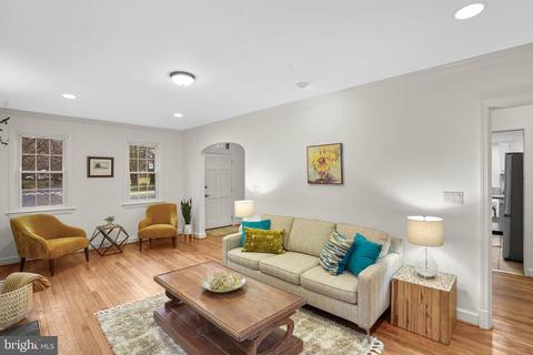 1601 Grace Church Rd, Silver Spring, MD 20910 photo 7