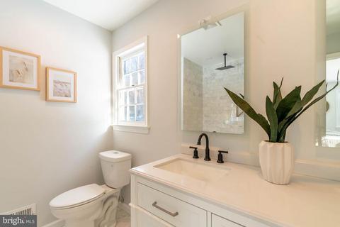 14805 Pebblestone Dr, Silver Spring, MD 20905 photo 14