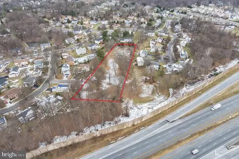 101 Spearmint Ln, Silver Spring, MD 20905 photo 2