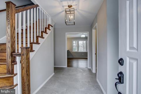 1720 Arbor View Rd, Silver Spring, MD 20902 photo 2