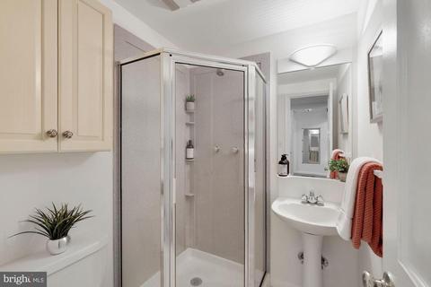 2514 Weisman Rd, Silver Spring, MD 20902 photo 14