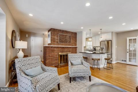 1602 Sherwood Rd, Silver Spring, MD 20902 photo 9
