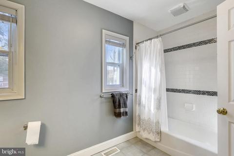 1602 Sherwood Rd, Silver Spring, MD 20902 photo 24