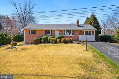 2601 Redmiles Dr, Silver Spring, MD 20905 photo 1