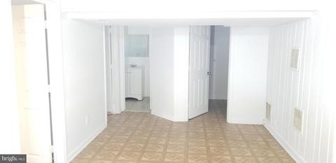 9718 Braddock Rd E, Silver Spring, MD 20903 photo 27