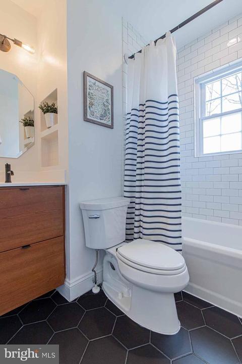 1 Leighton Pl, Silver Spring, MD 20901 photo 24