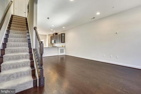 9772 Fields Rd, Gaithersburg, MD 20878 photo 10