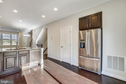 9772 Fields Rd, Gaithersburg, MD 20878 photo 5