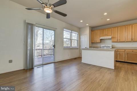2930 Saint Helen Cir, Silver Spring, MD 20906 photo 13