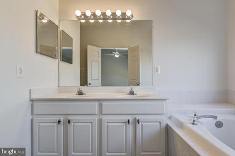2930 Saint Helen Cir, Silver Spring, MD 20906 photo 21
