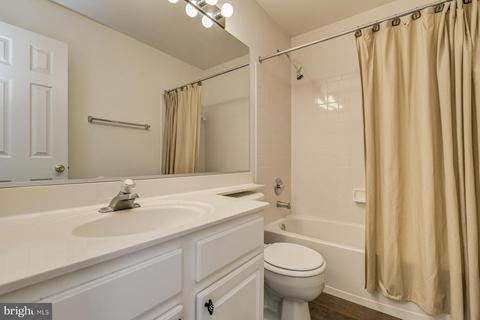 2930 Saint Helen Cir, Silver Spring, MD 20906 photo 35