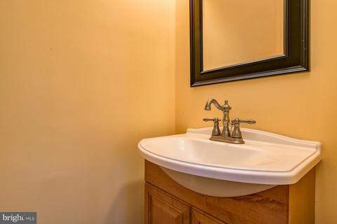 2930 Saint Helen Cir, Silver Spring, MD 20906 photo 41