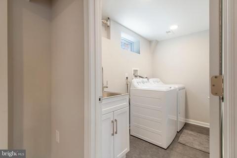 10216 Duvawn Pl, Silver Spring, MD 20902 photo 41