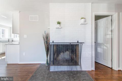 10216 Duvawn Pl, Silver Spring, MD 20902 photo 11