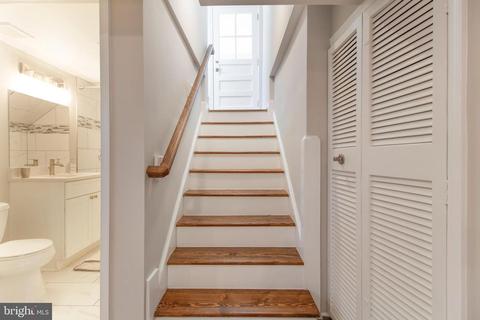 10216 Duvawn Pl, Silver Spring, MD 20902 photo 29