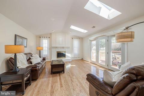 14613 Silverstone Dr, Silver Spring, MD 20905 photo 5