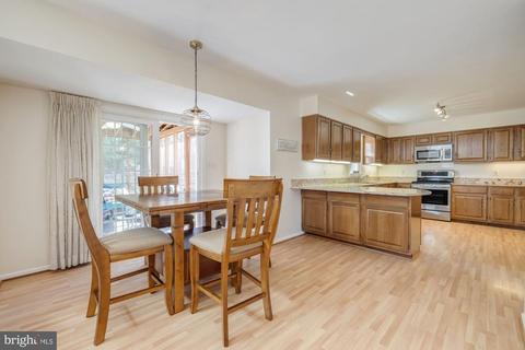 14613 Silverstone Dr, Silver Spring, MD 20905 photo 8