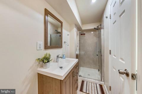11606 Highview Ave, Silver Spring, MD 20902 photo 32