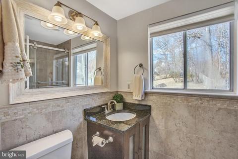 14616 Sandy Ridge Rd, Silver Spring, MD 20905 photo 16