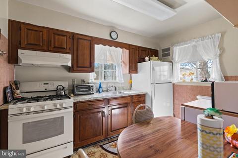 10302 Gardiner Ave, Silver Spring, MD 20902 photo 7