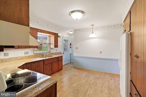 2311 Solmar Dr, Silver Spring, MD 20904 photo 11