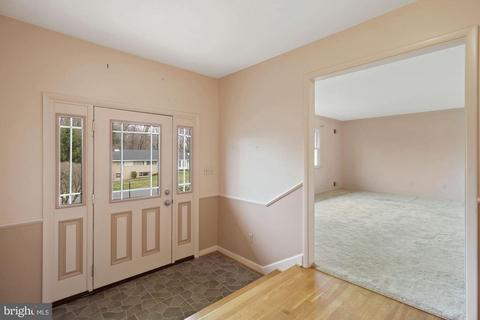 2311 Solmar Dr, Silver Spring, MD 20904 photo 4