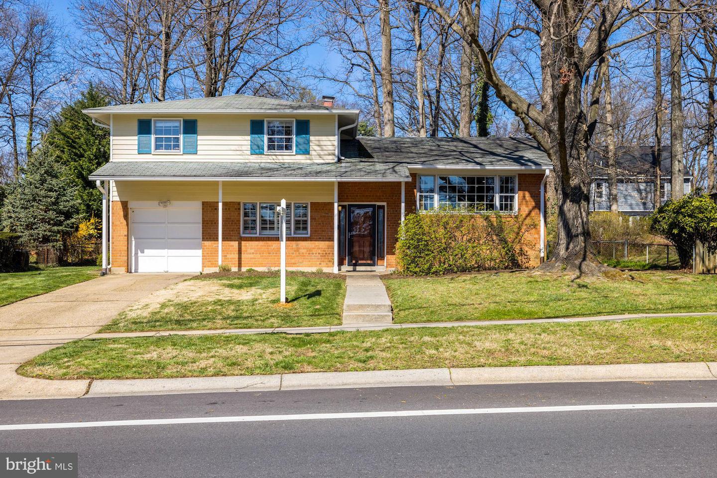 1118 Cresthaven Dr, Silver Spring, MD 20903 photo 1