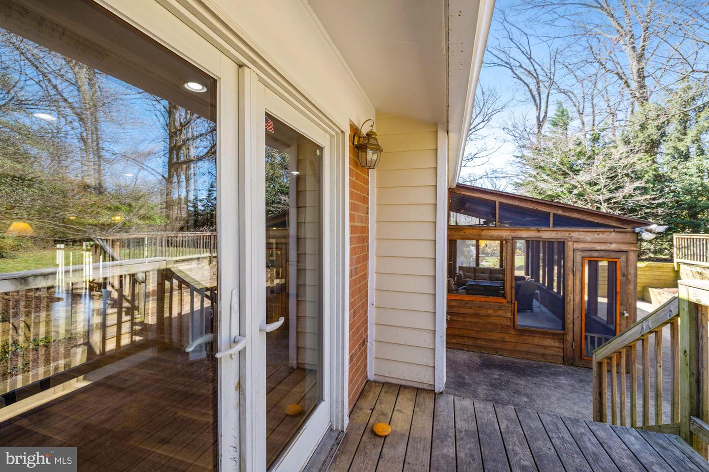 1118 Cresthaven Dr, Silver Spring, MD 20903 photo 40