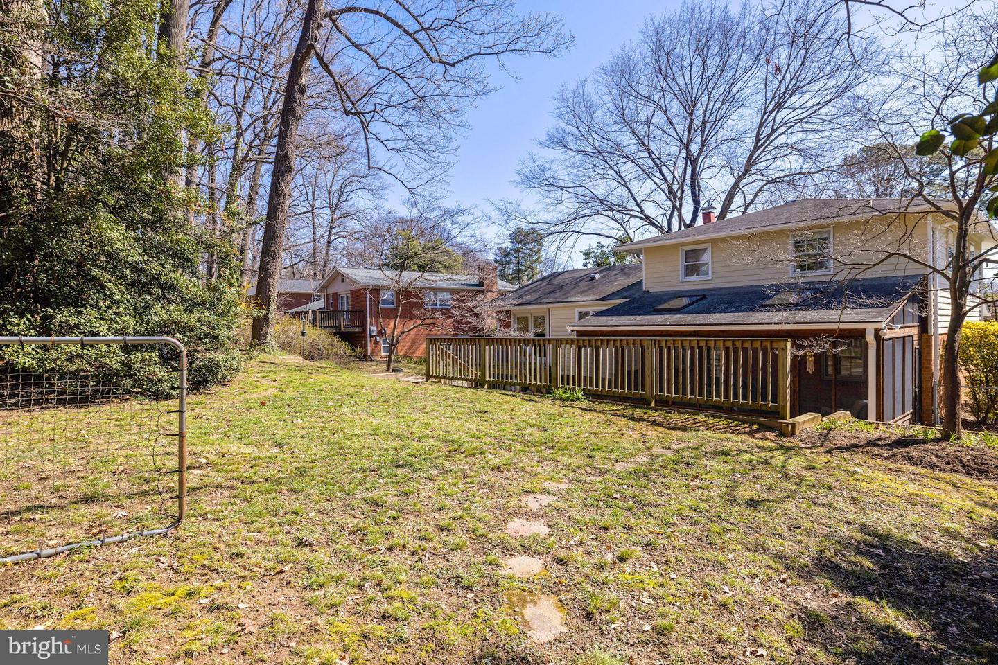 1118 Cresthaven Dr, Silver Spring, MD 20903 photo 44