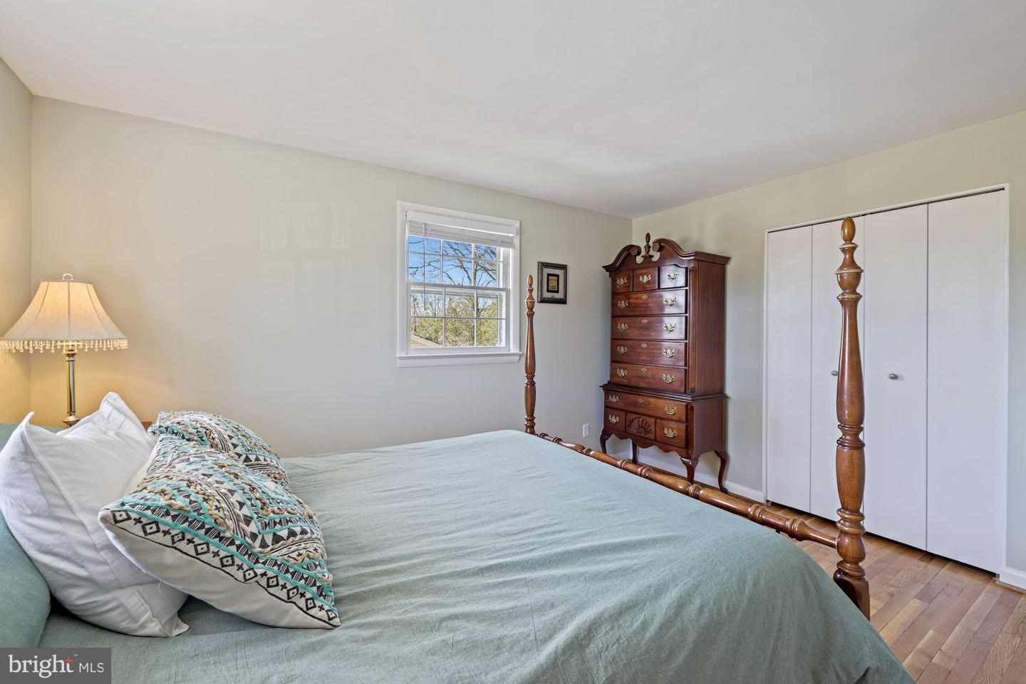1118 Cresthaven Dr, Silver Spring, MD 20903 photo 36