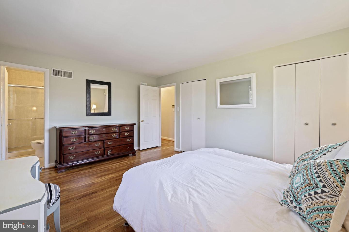 1118 Cresthaven Dr, Silver Spring, MD 20903 photo 31