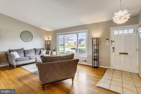 13126 Fernedge Rd, Silver Spring, MD 20906 photo 2