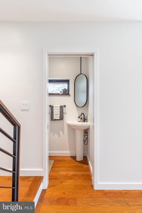 34 Ritchie Ave, Silver Spring, MD 20910 photo 17