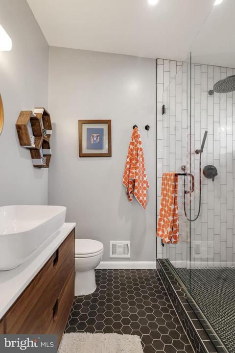 1003 La Grande Rd, Silver Spring, MD 20903 photo 26