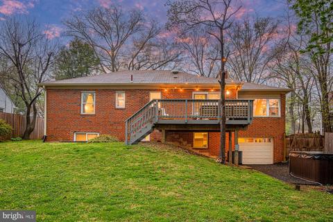 9013 Sudbury Rd, Silver Spring, MD 20901 photo 2