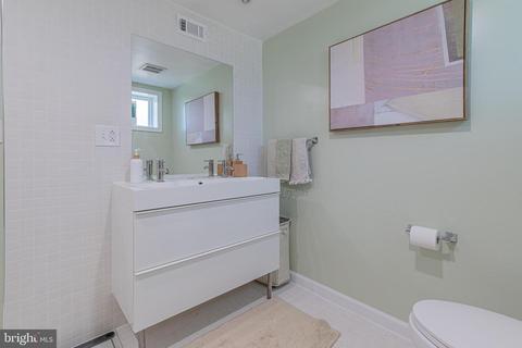 9013 Sudbury Rd, Silver Spring, MD 20901 photo 47