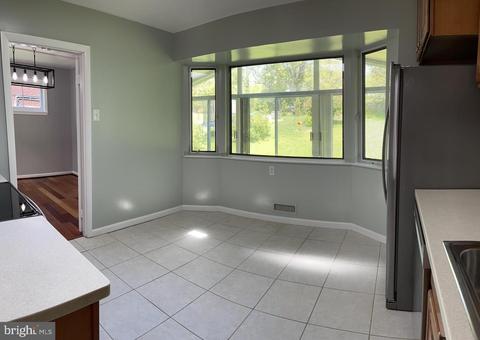 11509 Yates St, Silver Spring, MD 20902 photo 7