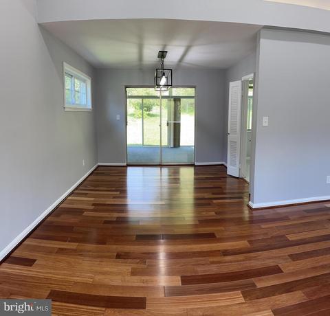 11509 Yates St, Silver Spring, MD 20902 photo 5